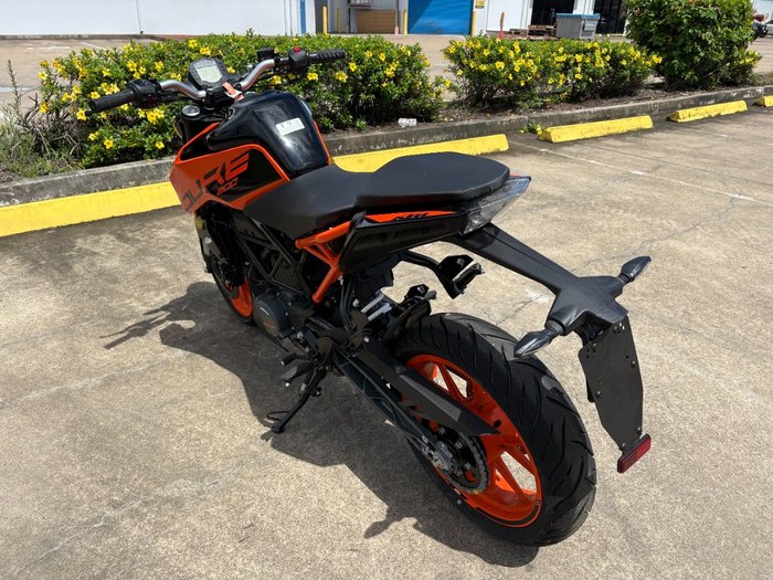 2025 Ktm 200 DUKE (ABS) Orange