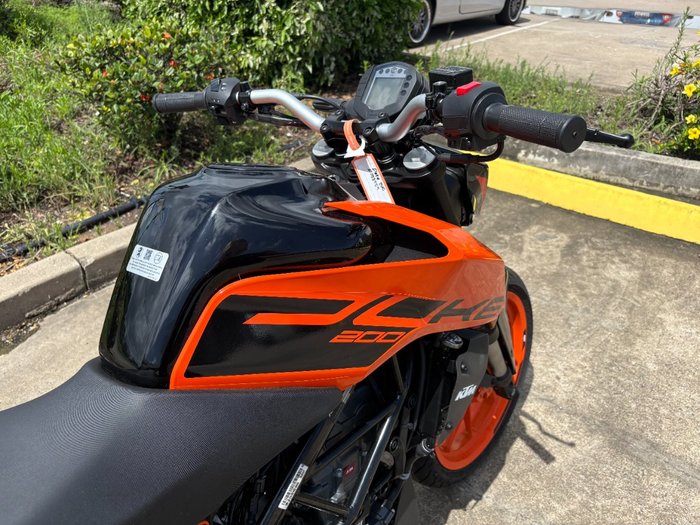 2025 Ktm 200 DUKE (ABS) Orange