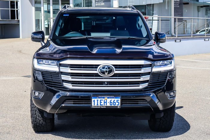 2024 Toyota Landcruiser VX