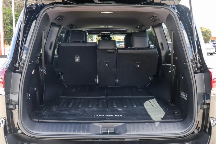 2024 Toyota Landcruiser VX