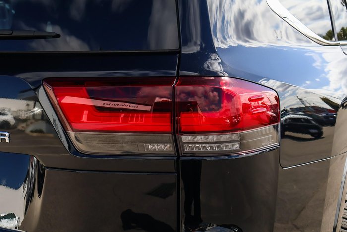 2024 Toyota Landcruiser VX