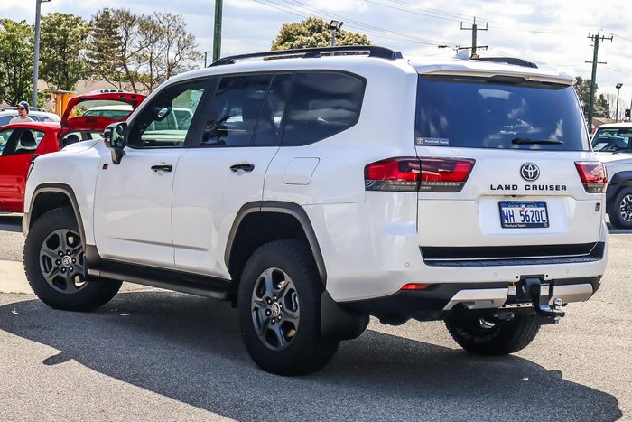 2024 Toyota Landcruiser GR Sport
