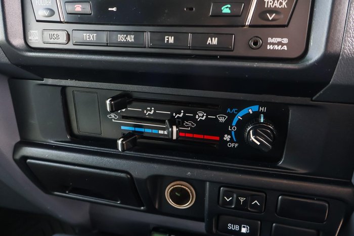 2010 Toyota Landcruiser GXL