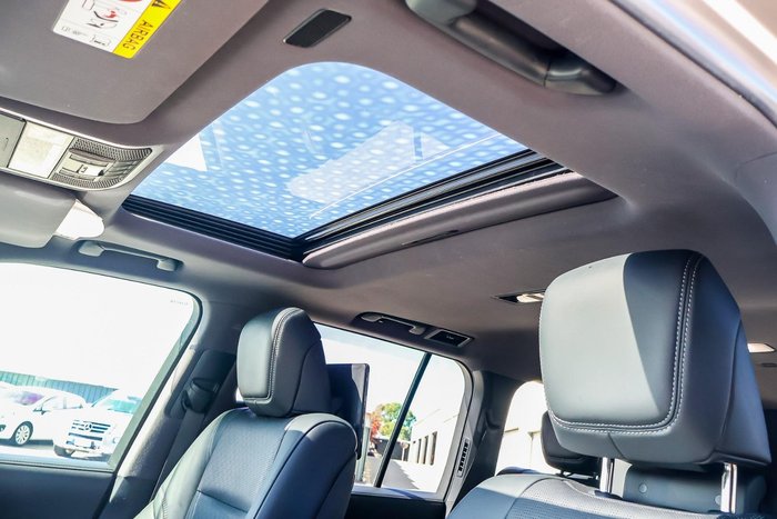 2024 Toyota Landcruiser Sahara ZX