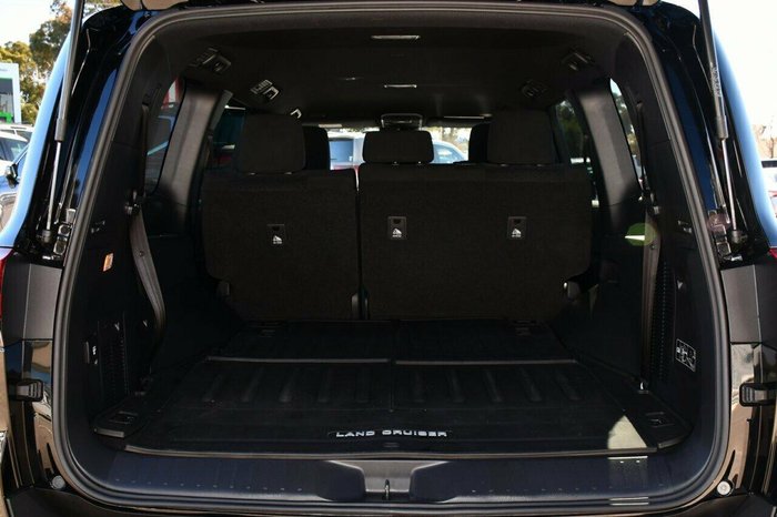 2024 Toyota Landcruiser GXL