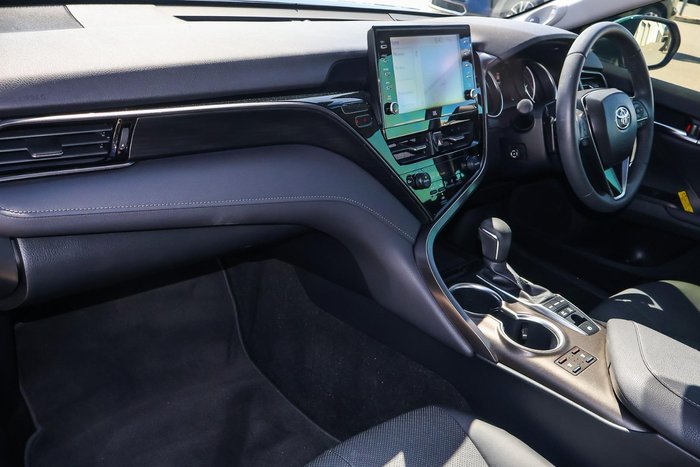 2024 Toyota Camry SL