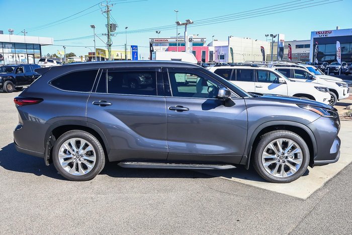 2024 Toyota Kluger Grande