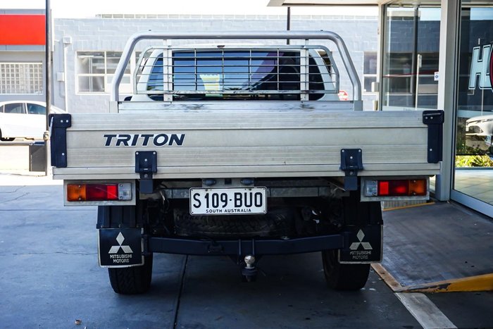 2018 Mitsubishi Triton GLX