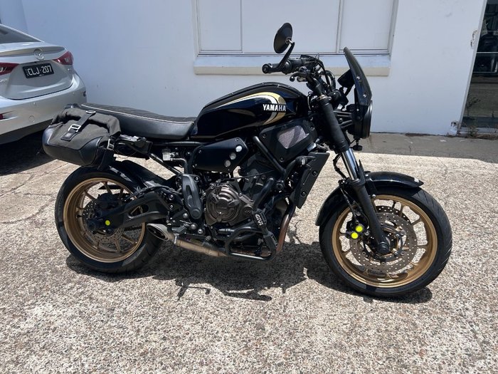 2022 Yamaha XSR700 Black