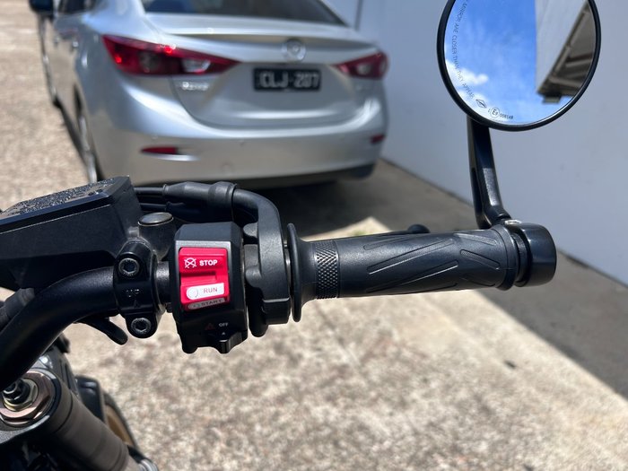 2022 Yamaha XSR700 Black