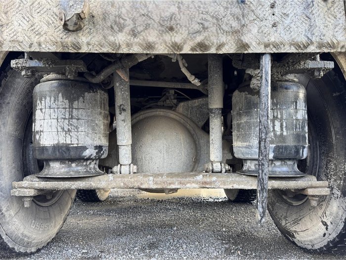 2007 MACK Concrete Agi Truck METROLINER