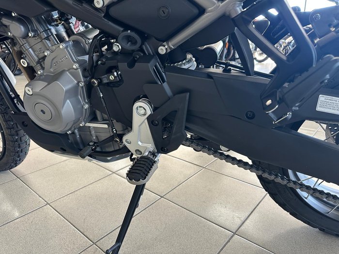 2025 CFMOTO 450MT MT Black