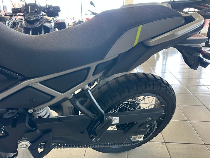 2025 CFMOTO 450MT MT Black