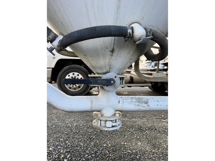 2000 KOCKUMS INDUSTRIES (AUST) P/L Concrete Tanker Trailer