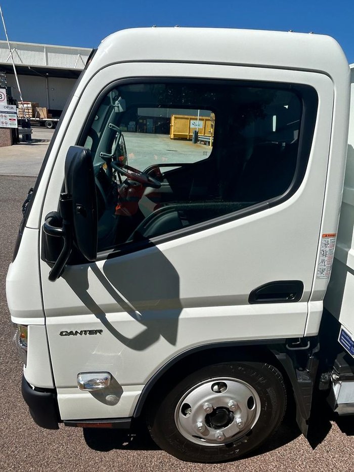 2025 Fuso Canter 615 Euro 6 White