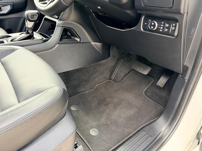 2025 Ford Everest Sport