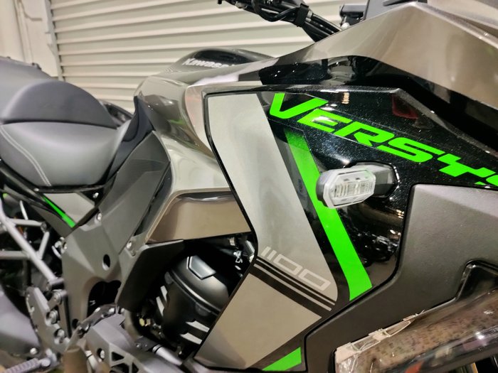 2025 KAWASAKI VERSYS 1100 S DUAL PURPOSE GREY