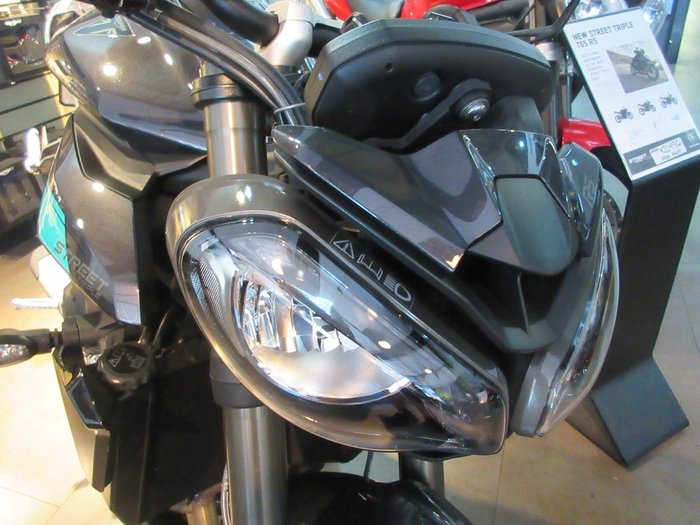 2025 Triumph Street Triple RS Street Triple Silver