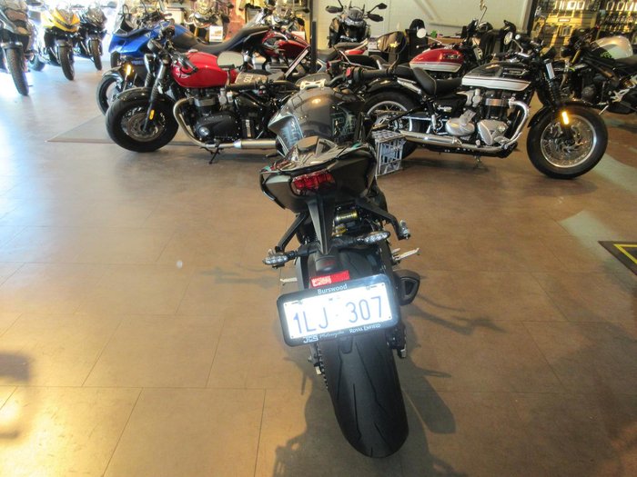 2025 Triumph Street Triple RS Street Triple Silver