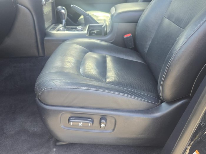 2016 Toyota Landcruiser Sahara VDJ200R 4X4 Dual Range Black