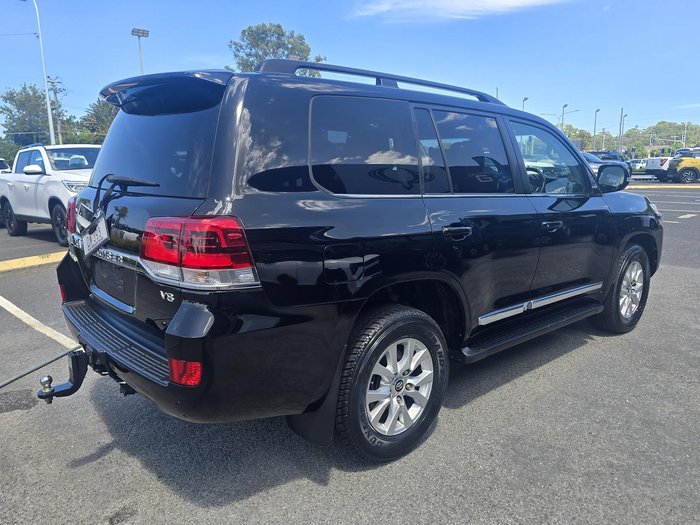 2016 Toyota Landcruiser Sahara VDJ200R 4X4 Dual Range Black