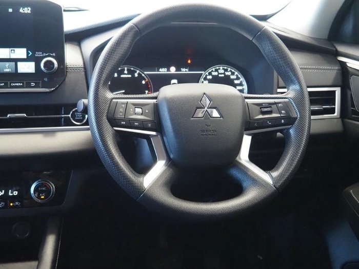 2022 Mitsubishi Outlander ES