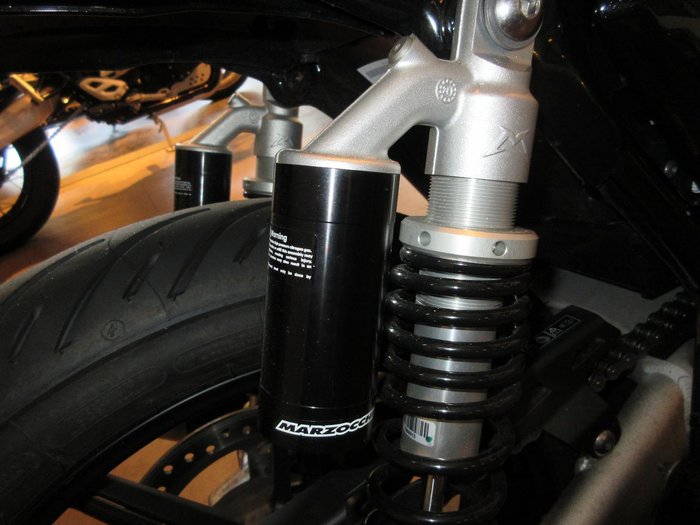 2025 Triumph Speed Twin 900 Speed Twin Black