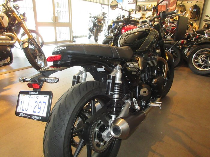 2025 Triumph Speed Twin 900 Speed Twin Black