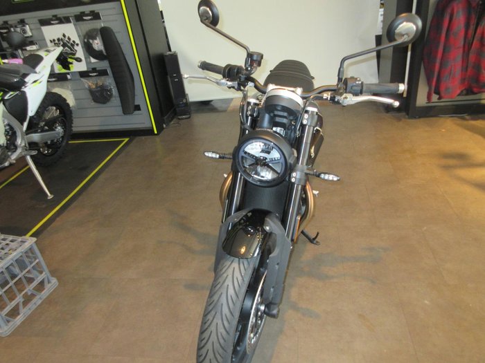 2025 Triumph Speed Twin 900 Speed Twin Black