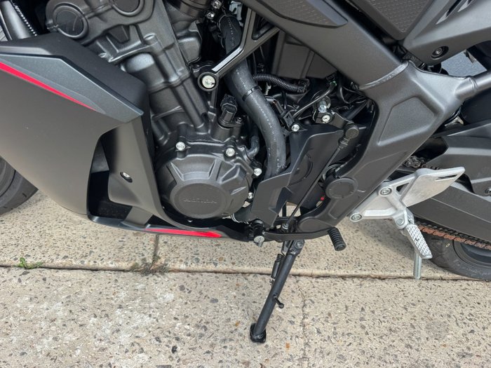 2025 Honda CBR650R BLACK