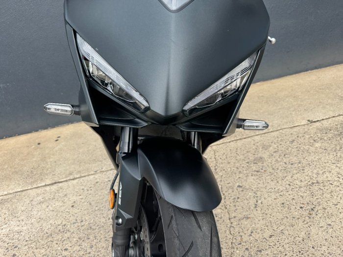 2025 Honda CBR650R BLACK