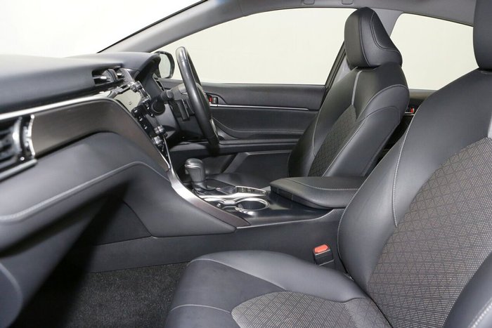 2018 Toyota Camry SX