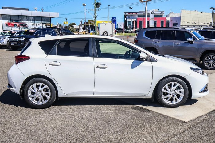 2017 Toyota Corolla Ascent Sport