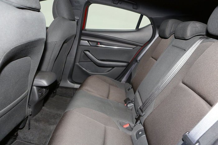 2020 Mazda 3 G25 Evolve