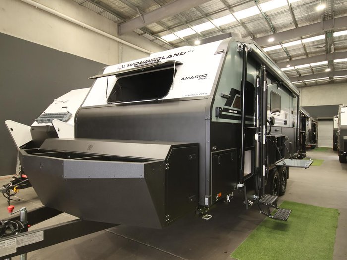 2026 Wonderland RV Amaroo 2106 Rear Bunk Layout