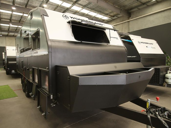 2026 Wonderland RV Amaroo 2106 Rear Bunk Layout