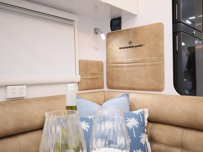 2026 Wonderland RV Amaroo 2106 Rear Bunk Layout