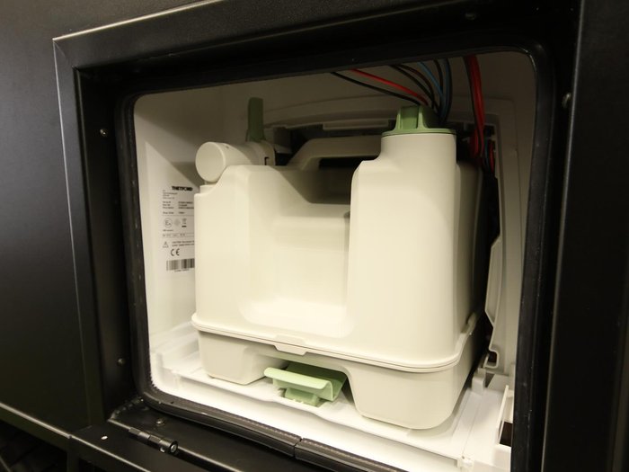 2026 Wonderland RV Amaroo 2106 Rear Bunk Layout