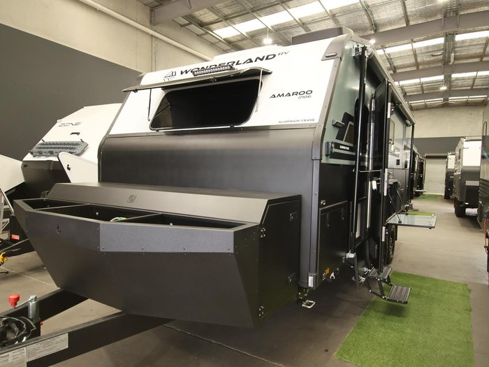 2026 Wonderland RV Amaroo 2106 Rear Bunk Layout