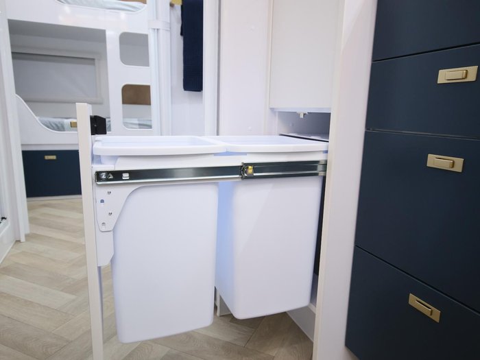 2026 Wonderland RV Amaroo 2106 Rear Bunk Layout