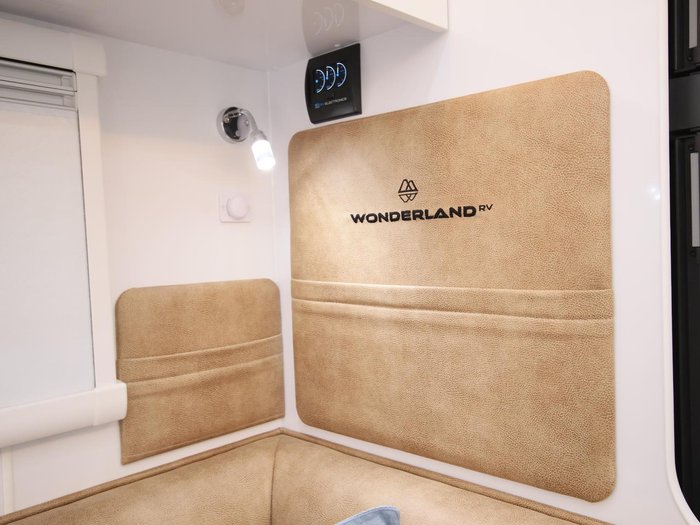 2026 Wonderland RV Amaroo 2106 Rear Bunk Layout