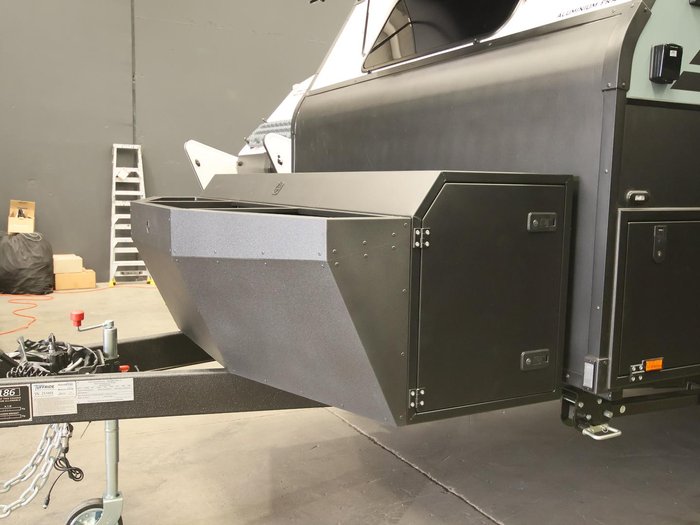 2026 Wonderland RV Amaroo 2106 Rear Bunk Layout