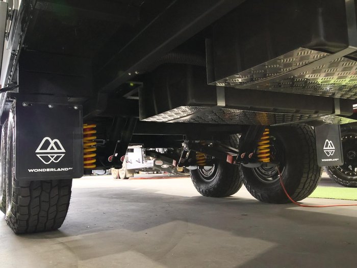 2026 Wonderland RV Amaroo 2106 Rear Bunk Layout