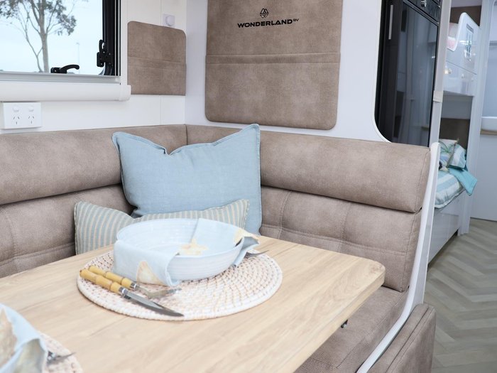 2026 Wonderland RV Amaroo Quad Bunk