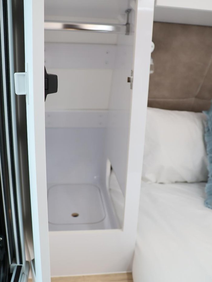 2026 Wonderland RV Amaroo Quad Bunk