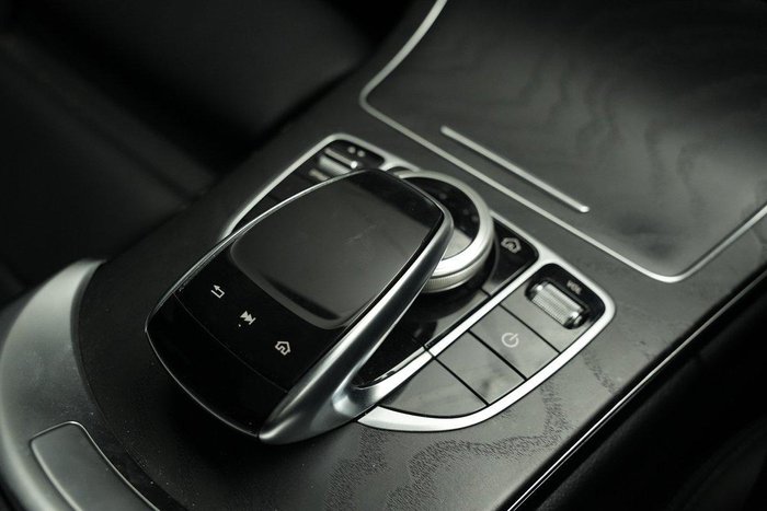 2020 Mercedes-Benz C-Class C200