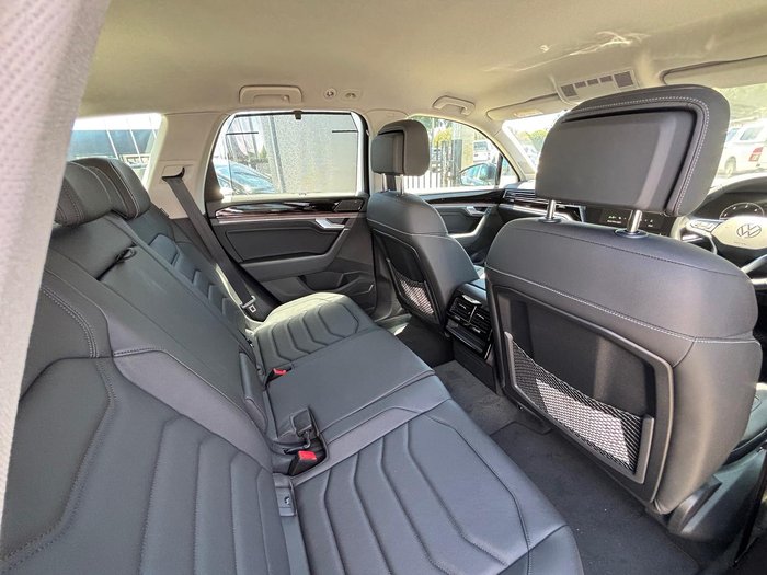 2025 Volkswagen Touareg 170TDI