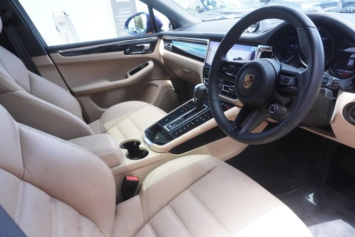 2024 Porsche Macan T