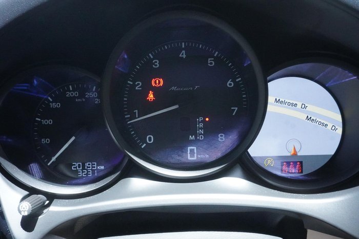 2024 Porsche Macan T