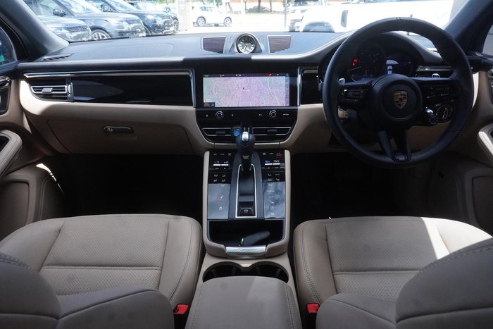 2024 Porsche Macan T